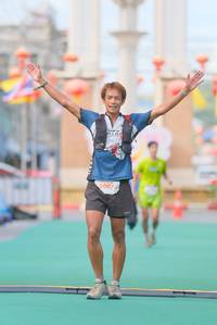 BIB: 5007
                            <button type="button" onclick="openModal(21760735)" class="btn btn-primary btn-sm float-right btn-popup" data-toggle="modal" data-target=".modal-high-quality">
                        <i class="fas fa-shopping-cart"></i> Add to Cart
                    </button>
                                            <button type="button" onclick="isThisMe(21760735, true)" class="btn btn-success btn-sm float-right btn-popup btn-isme hidden" data-toggle="tooltip" data-placement="bottom" title="นี่คือรูปของคุณใช่ไหม คลิกที่นี่เพื่อเอาเข้าอัลบั้ม">
                        <i class="fas fa-plus"></i> Add to album
                    </button>
                    <button type="button" onclick="isThisMe(21760735, false)" class="btn btn-warning btn-sm float-right btn-popup btn-isnotme hidden">
                        <i class="fas fa-ban"></i> Remove from album
                    </button>